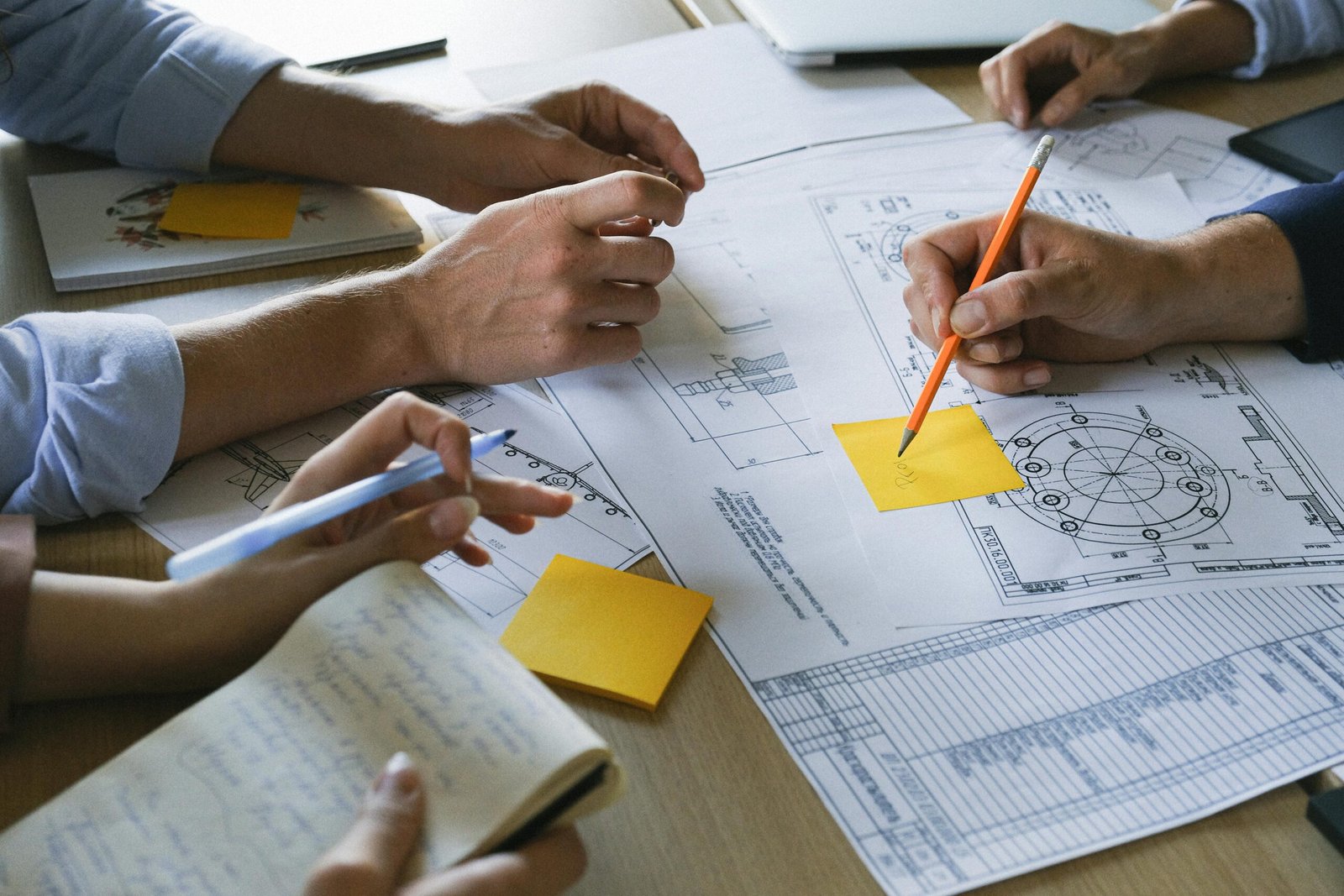 Diseño y Elaboración de Proyectos: Fundamentos y Herramientas Prácticas.